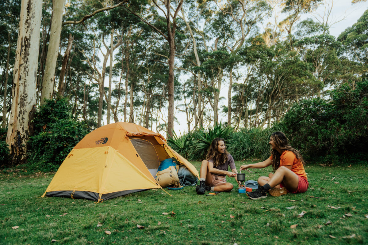 Setting up camp at Depot Beach Campground, Murramarang National Park . Photo credit: Remy Brand / DPE